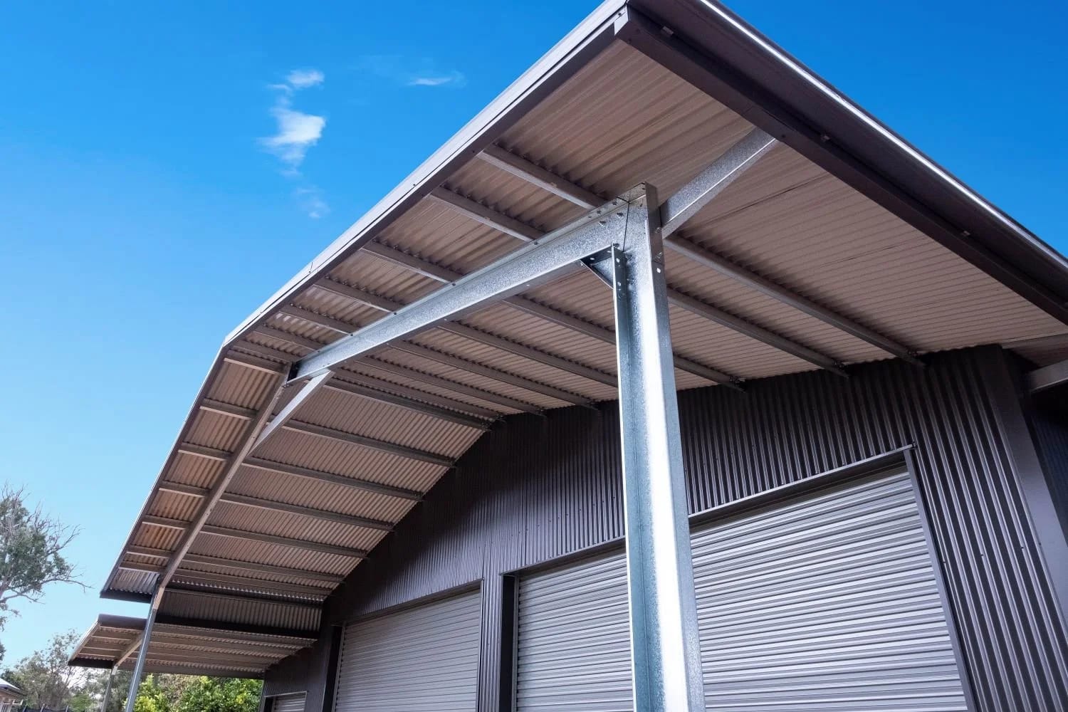 Steel-Line Garage Doors — A Beauty of a Cabarlah Shed