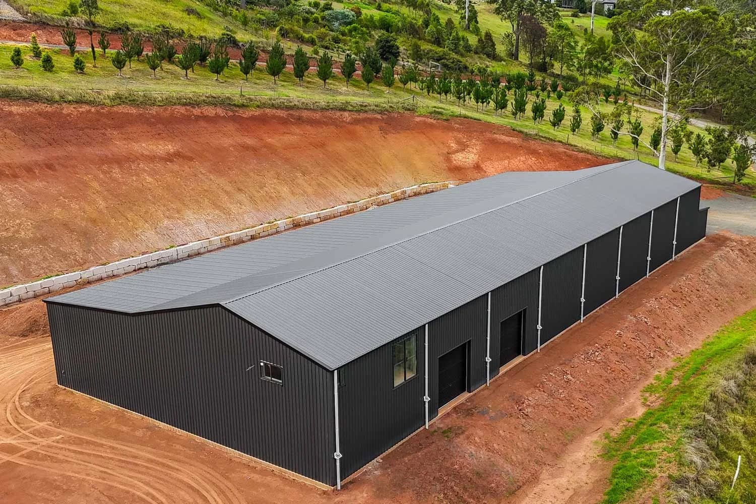 A Shed That Matches the Land — A Big Cabarlah Shed Built to Work
