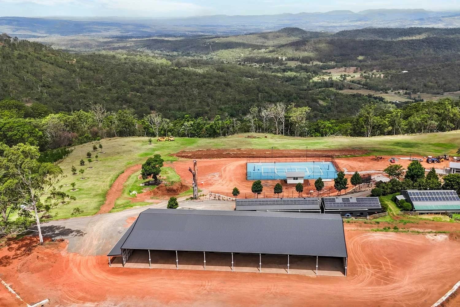 Contact the Toowoomba Shed Experts — A Big Cabarlah Shed Built to Work