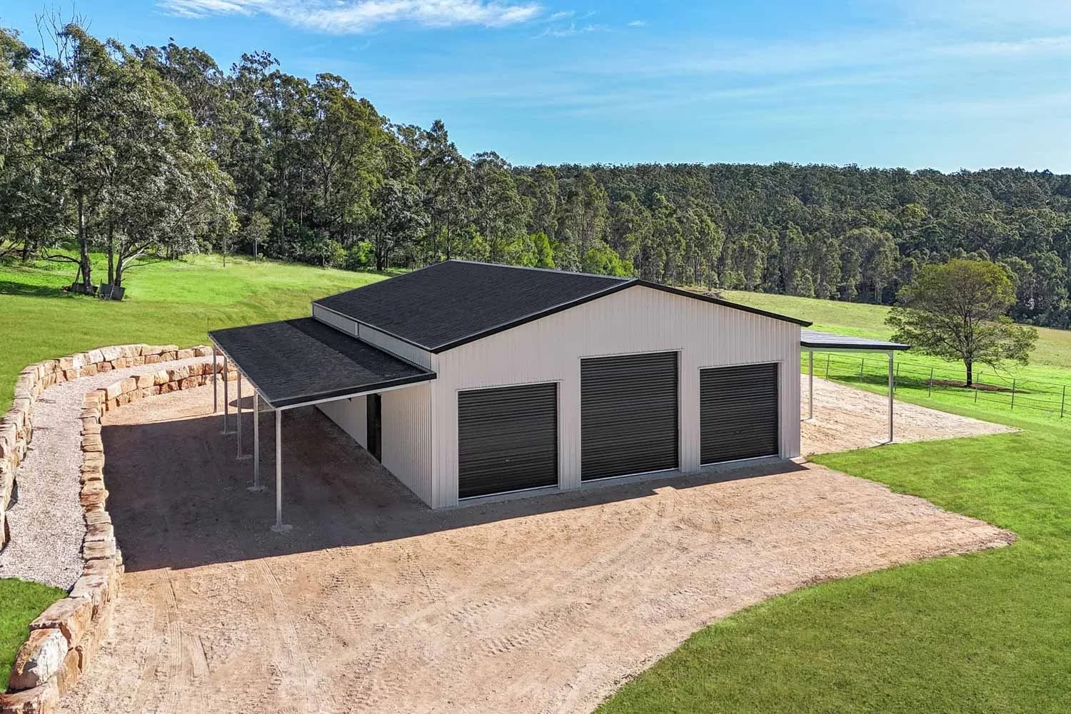 Bold rural shed on a Hampton acreage block, built by Stockman Sheds