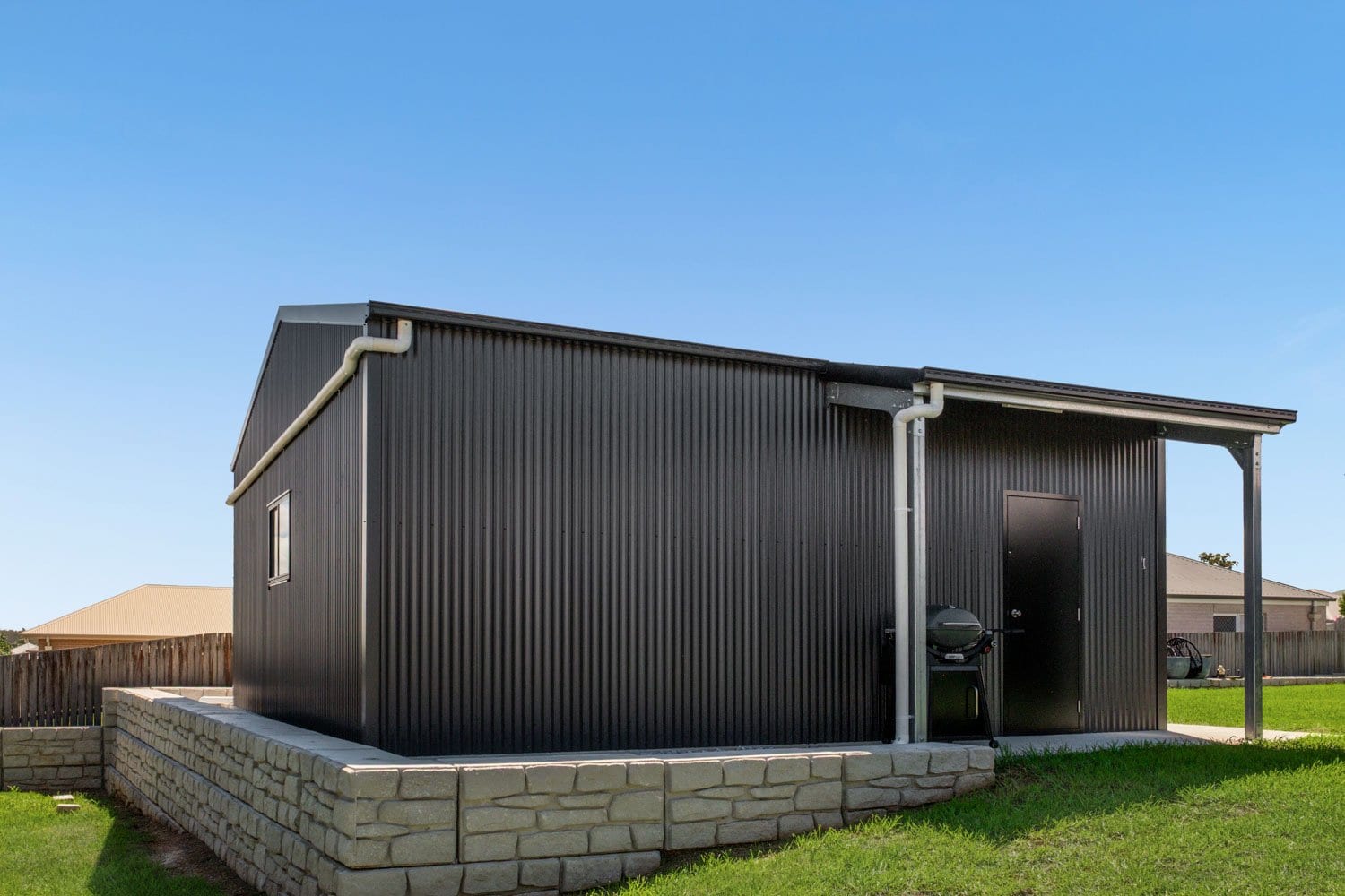 Monument® and Night Sky® Colour Combination — Custom Highfields Backyard Shed