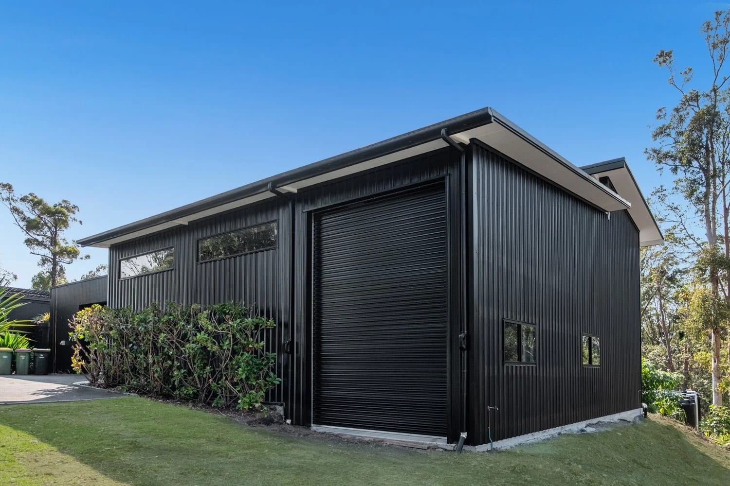 Colorbond® Cladding — A Mighty Double Skillion Shed