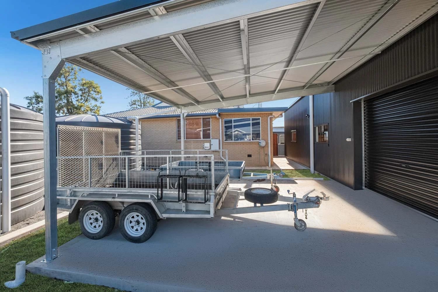 Lean-To Verandah — Massive Pittsworth Shed