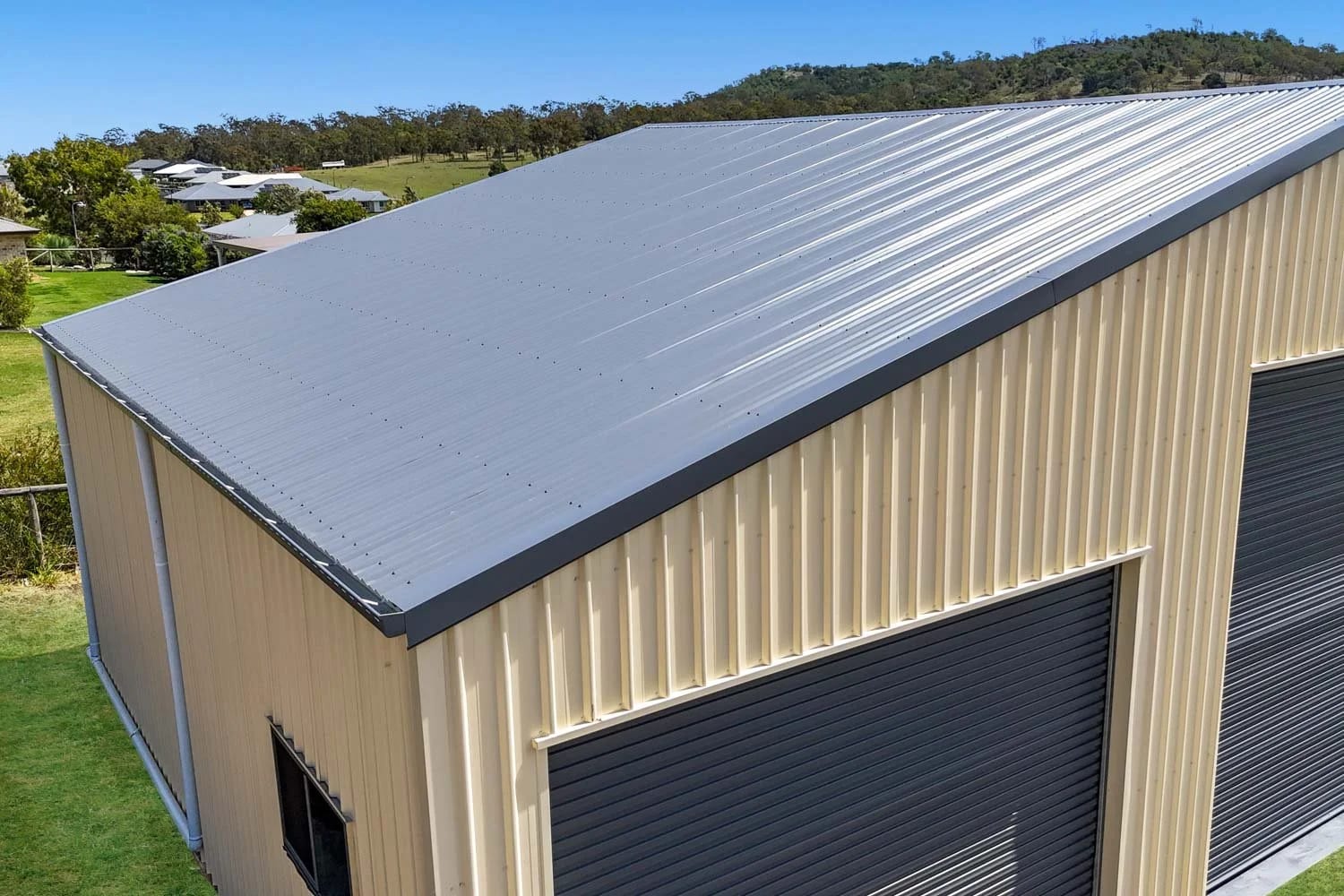 Classic Cream™ and Basalt® Colour Combination — A Big Backyard Shed in Meringandan West