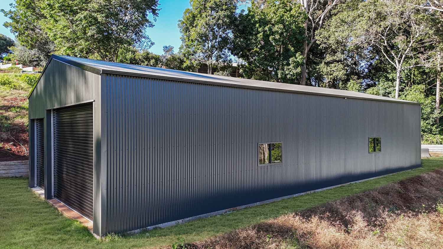 A Mighty Middle Ridge Shed