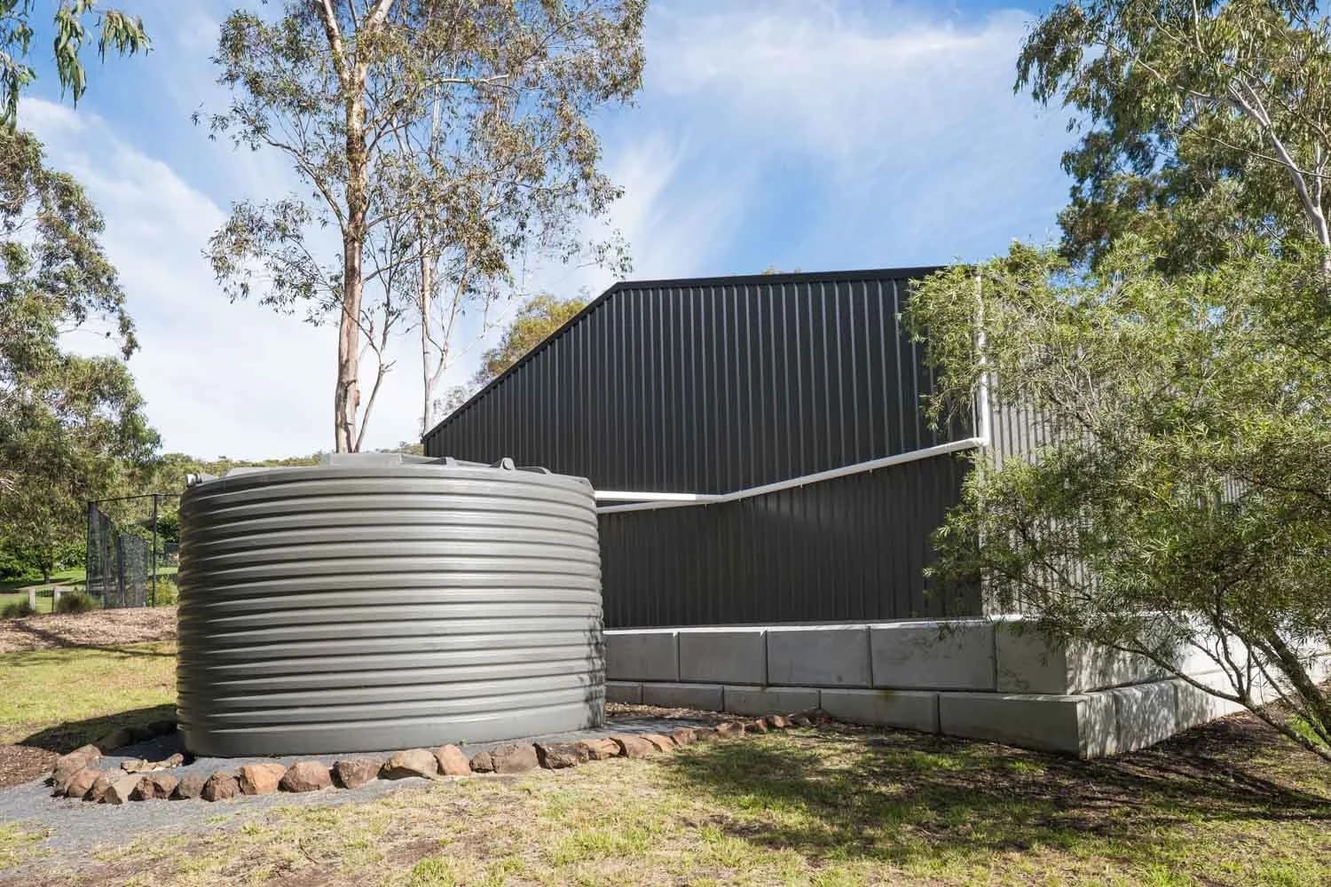 Water Tanks — Three Bay Mount Rascal Shed
