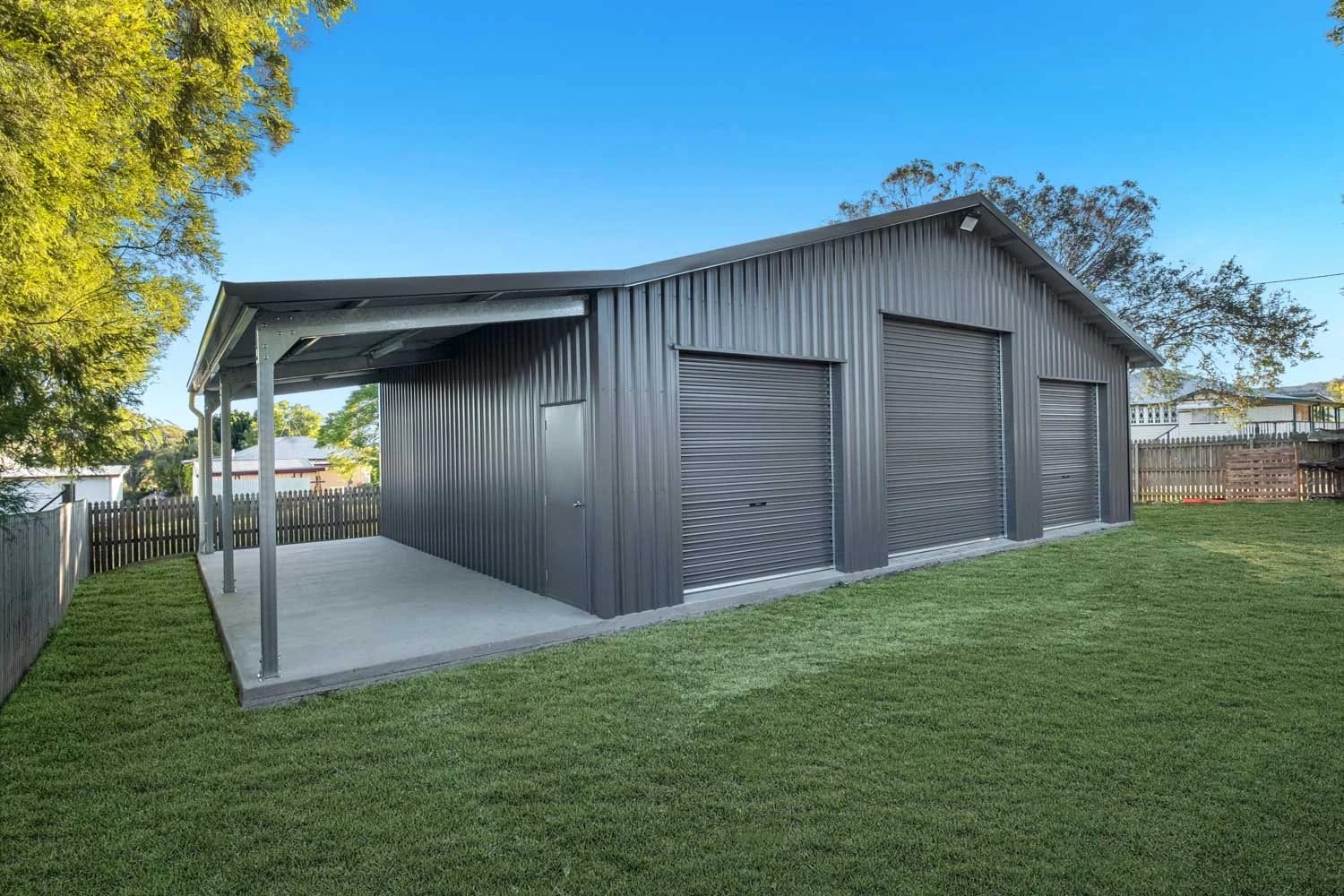 Large Footprint Triple Bay Shed — Rosewood’s Best Backyard Shed?
