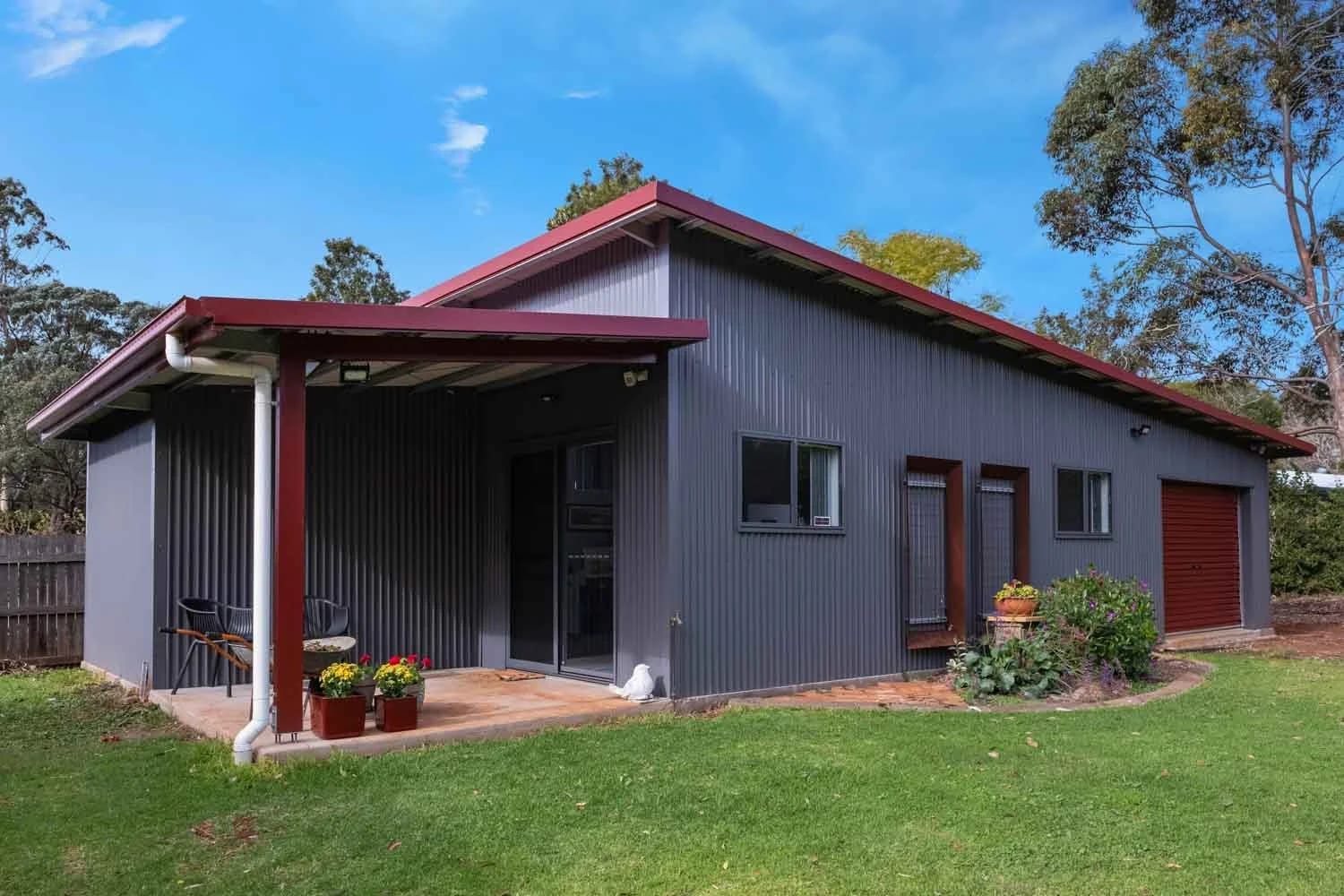 Get in Touch with the Toowoomba Custom Shed Builders — Why Buy a Skillion Roof Shed?