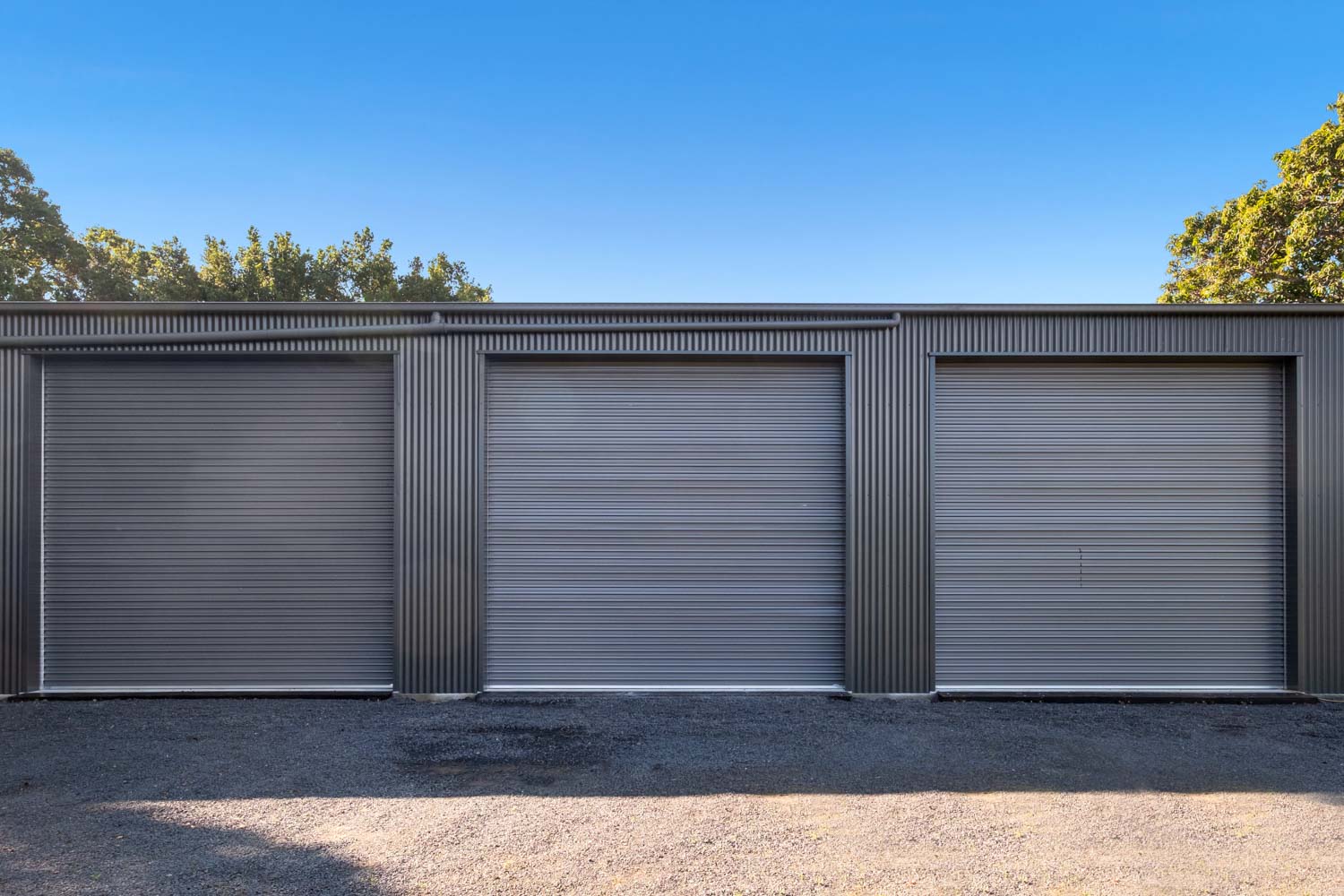 triple roller door shed