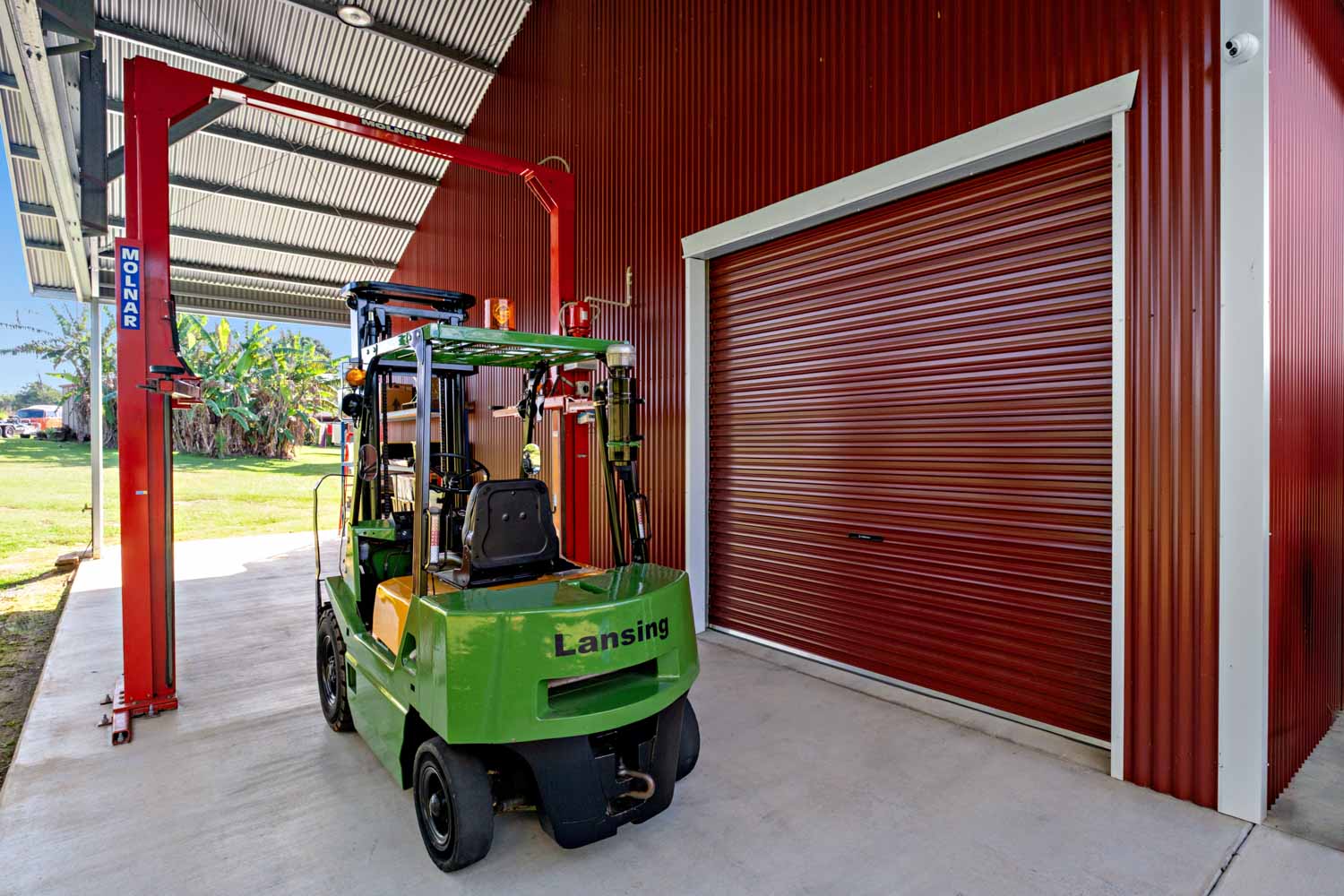 workshop shed with garaport