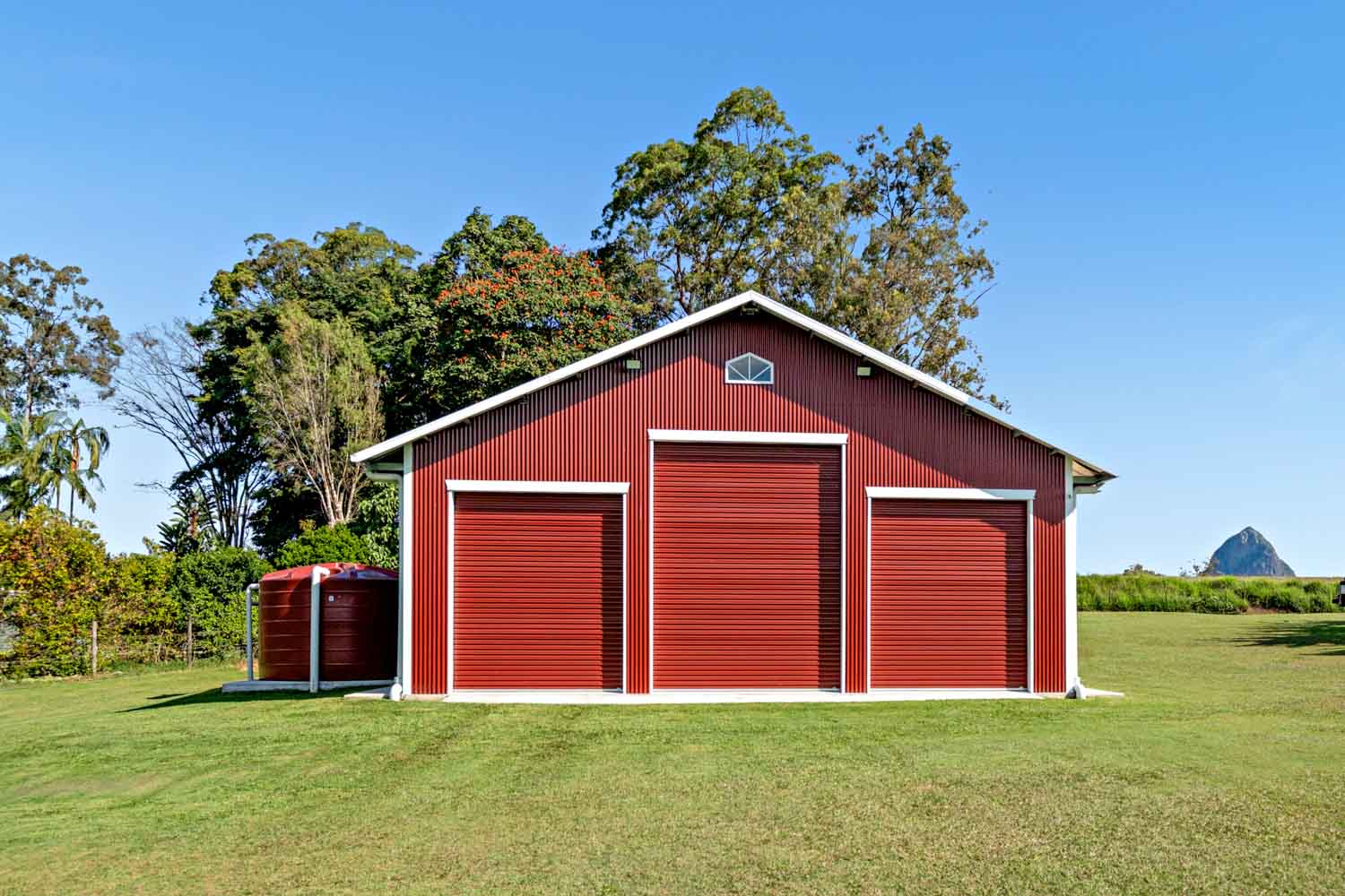 A Manor Red Workshop in the Glass House Mountains