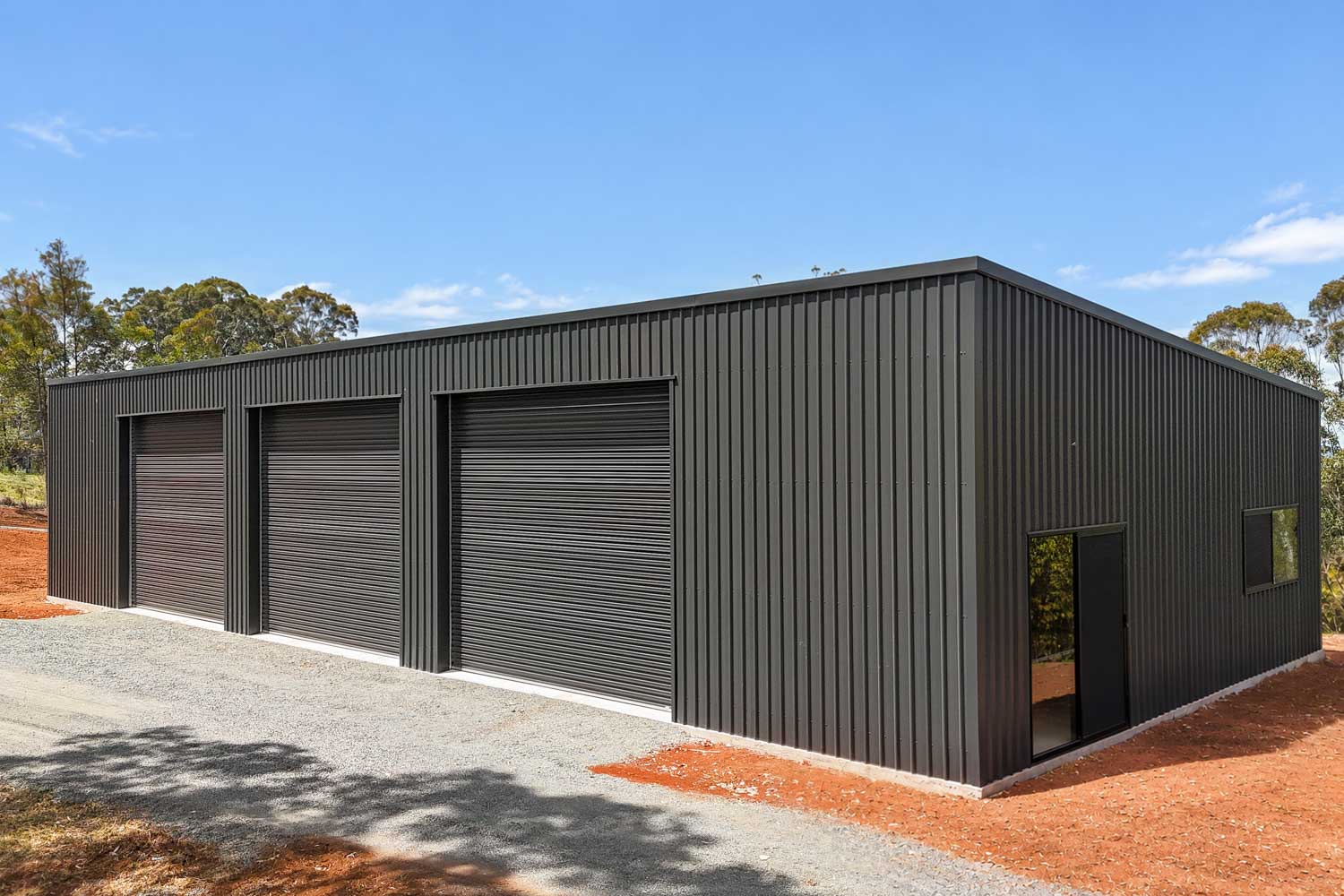 colorbond shed in mt luke